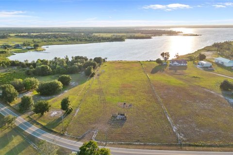 Terreno en venta en Fort Meade, Florida № 1245195 - foto 3