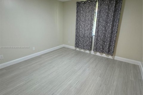 Adosado en venta en Plantation, Florida, 3 dormitorios, 140.75 m2 № 1231719 - foto 18