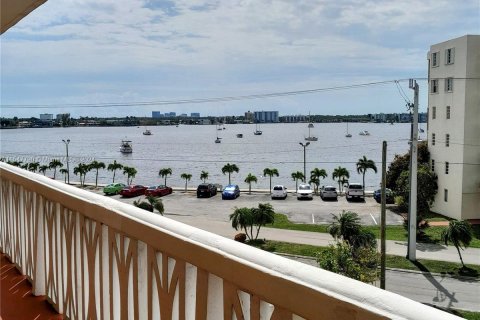 Copropriété à vendre à Aventura, Floride: 1 chambre, 71.35 m2 № 1058473 - photo 5