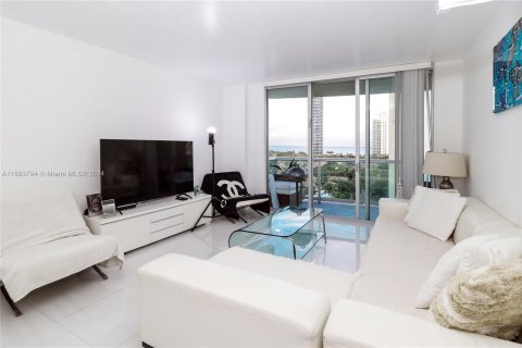 Condo in Sunny Isles Beach, Florida, 2 bedrooms  № 1168066 - photo 4