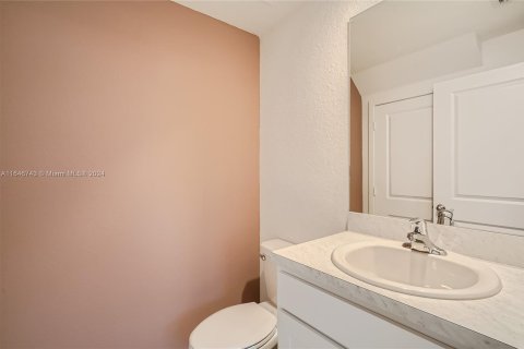 Adosado en venta en Florida City, Florida, 3 dormitorios, 135.27 m2 № 1329556 - foto 10