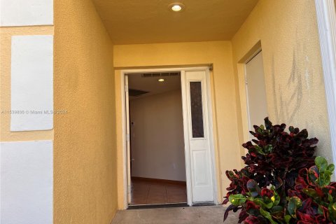 Купить кондоминиум в Хомстед, Флорида 2 спальни, 86.4м2, № 1035354 - фото 2