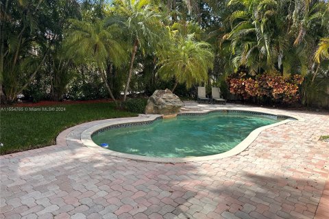 Villa ou maison à vendre à Doral, Floride: 4 chambres, 293.76 m2 № 1075461 - photo 8