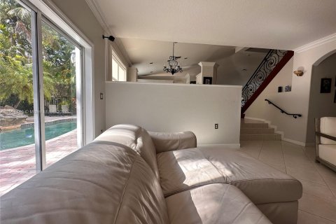 Villa ou maison à vendre à Doral, Floride: 4 chambres, 293.76 m2 № 1075461 - photo 15