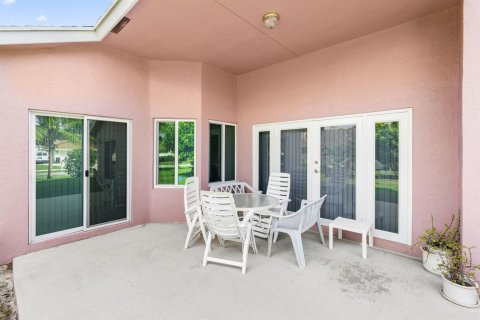 House in Delray Beach, Florida 3 bedrooms, 163.04 sq.m. № 1072745 - photo 29
