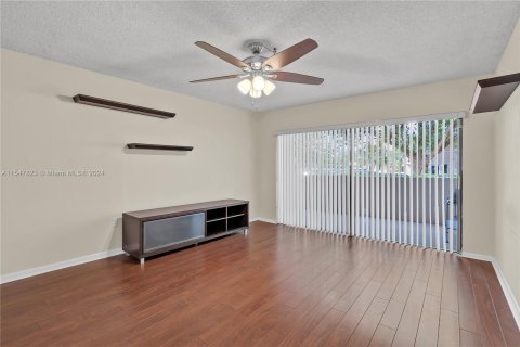 Condominio en venta en Coral Gables, Florida, 2 dormitorios, 95.13 m2 № 1067904 - foto 8