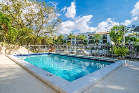 Condominio en venta en Coral Gables, Florida, 2 dormitorios, 95.13 m2 № 1067904 - foto 11