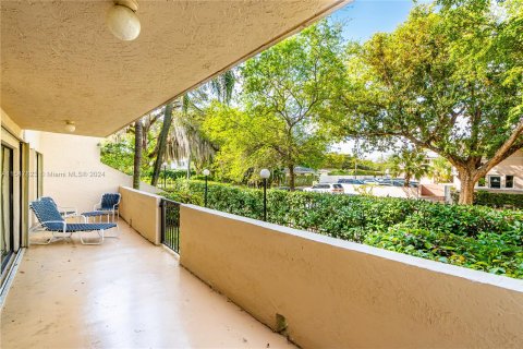 Condominio en venta en Coral Gables, Florida, 2 dormitorios, 95.13 m2 № 1067904 - foto 2