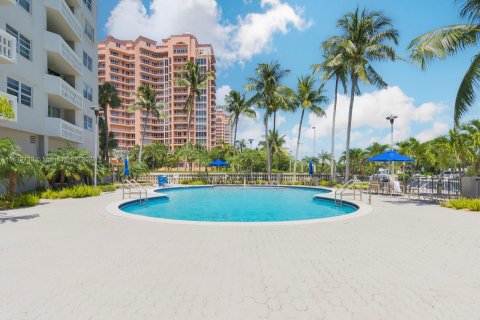 Condominio en venta en Coral Gables, Florida, 1 dormitorio, 84.54 m2 № 1241874 - foto 16