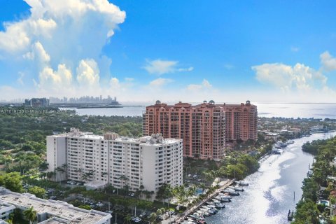 Condo in Coral Gables, Florida, 1 bedroom  № 1241874 - photo 21