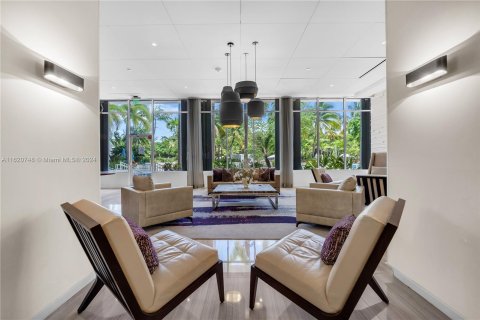 Copropriété à vendre à Sunny Isles Beach, Floride: 1 chambre, 92.07 m2 № 1241787 - photo 22