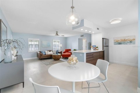 Copropriété à vendre à South Pasadena, Floride: 2 chambres, 88.26 m2 № 1372133 - photo 6