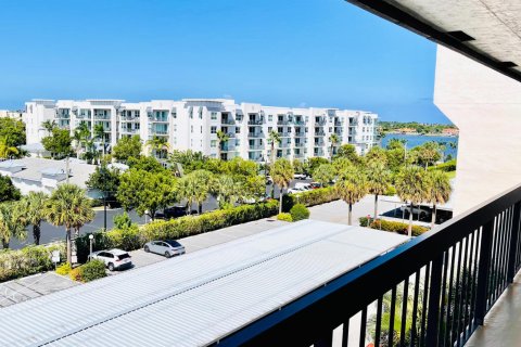 Condominio en venta en Hypoluxo, Florida, 2 dormitorios, 100.71 m2 № 1044026 - foto 13