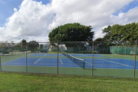 Condo in Delray Beach, Florida, 2 bedrooms  № 1033339 - photo 12