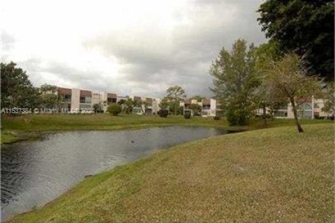 Condominio en venta en Delray Beach, Florida, 2 dormitorios, 95.04 m2 № 1033339 - foto 11