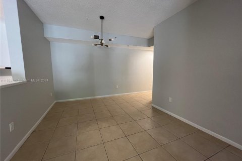 Condo in Davie, Florida, 2 bedrooms  № 1388036 - photo 4