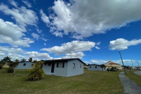 Propiedad comercial en venta en Miami, Florida, 104.42 m2 № 1281461 - foto 11