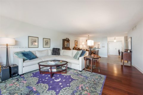 Condominio en venta en Key Biscayne, Florida, 2 dormitorios, 159.79 m2 № 1060665 - foto 2