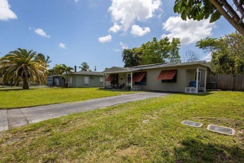 Villa ou maison à vendre à Oakland Park, Floride: 3 chambres, 121.14 m2 № 1068532 - photo 23