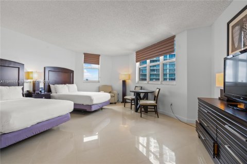 Condo in Sunny Isles Beach, Florida, 3 bedrooms  № 1209723 - photo 26