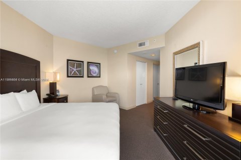 Condo in Sunny Isles Beach, Florida, 3 bedrooms  № 1209723 - photo 19