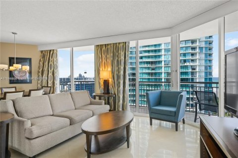 Condo in Sunny Isles Beach, Florida, 3 bedrooms  № 1209723 - photo 7