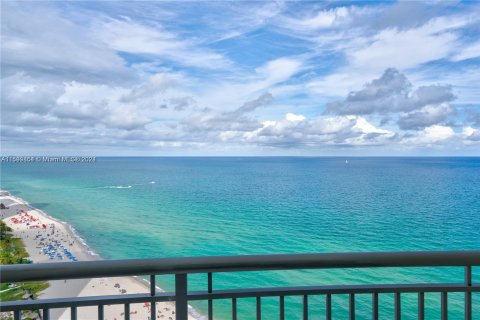 Condo in Sunny Isles Beach, Florida, 3 bedrooms  № 1209723 - photo 5