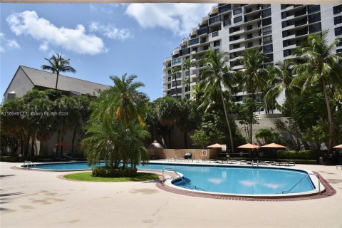 Condo in Miami, Florida, 1 bedroom  № 1375797 - photo 29