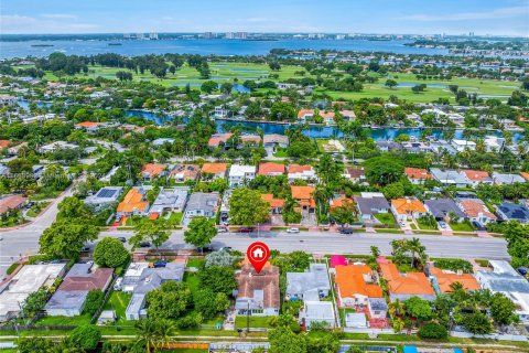 Terreno en venta en Miami Beach, Florida № 1375598 - foto 9