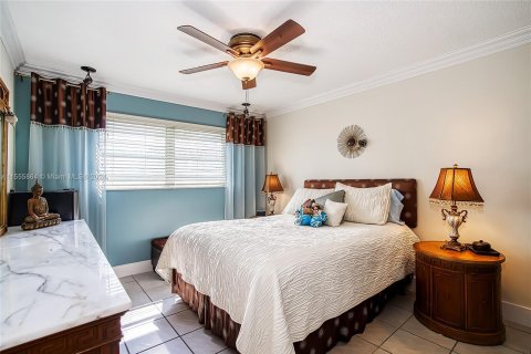Condominio en venta en Dania Beach, Florida, 1 dormitorio, 78.97 m2 № 1077347 - foto 14