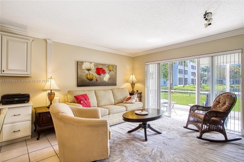 Condominio en venta en Dania Beach, Florida, 1 dormitorio, 78.97 m2 № 1077347 - foto 4