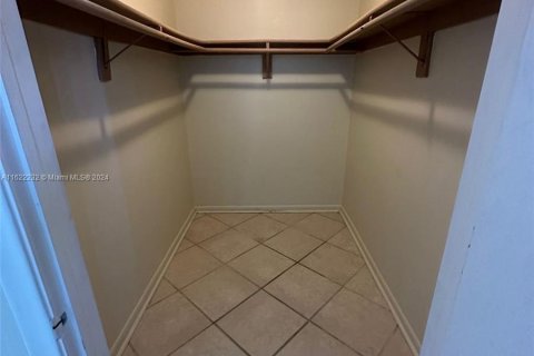 Condo in West Palm Beach, Florida, 1 bedroom  № 1271013 - photo 2