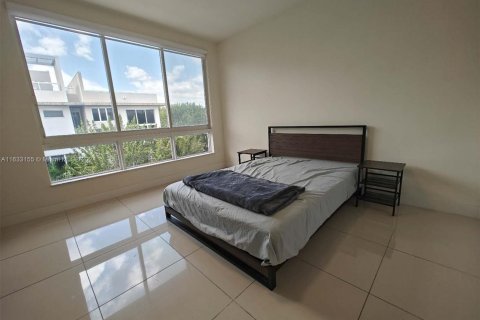 Touwnhouse à vendre à Doral, Floride: 3 chambres, 222.87 m2 № 1293709 - photo 16