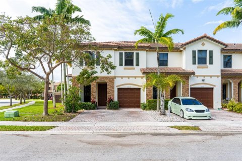 Touwnhouse à vendre à Homestead, Floride: 3 chambres, 142.6 m2 № 1357305 - photo 1