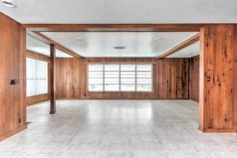 Villa ou maison à louer à Hollywood, Floride: 3 chambres, 232.26 m2 № 1357309 - photo 11