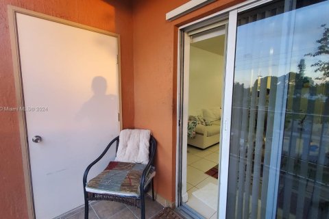 Condo in Miami, Florida, 2 bedrooms  № 1356765 - photo 20