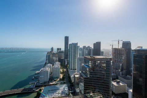 Condominio en alquiler en Miami, Florida, 3 dormitorios, 134.71 m2 № 1357308 - foto 29