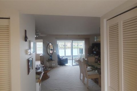 Condo in Holiday, Florida, 2 bedrooms  № 1041932 - photo 18