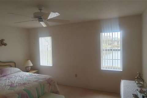 Copropriété à vendre à Holiday, Floride: 2 chambres, 117.99 m2 № 1041932 - photo 19