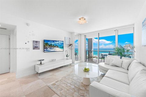 Condominio en venta en Miami Beach, Florida, 2 dormitorios, 100.71 m2 № 1073403 - foto 17