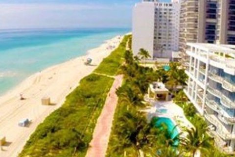 Copropriété à vendre à Miami Beach, Floride: 2 chambres, 100.71 m2 № 1073403 - photo 22