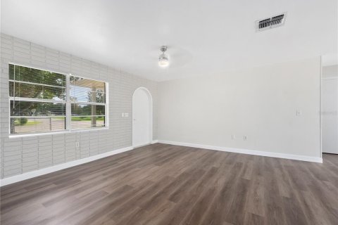 Villa ou maison à vendre à Orlando, Floride: 4 chambres, 109.9 m2 № 1381029 - photo 6