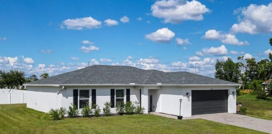 House in Cape Coral, Florida 4 bedrooms, 151.9 sq.m. № 1381049