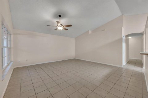 House in Orlando, Florida 3 bedrooms, 113.15 sq.m. № 1392251 - photo 3