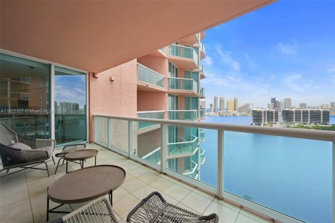 Copropriété à vendre à Aventura, Floride: 3 chambres, 173.73 m2 № 1269231 - photo 2