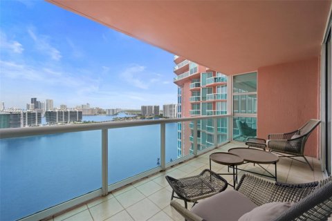 Copropriété à vendre à Aventura, Floride: 3 chambres, 173.73 m2 № 1269231 - photo 3