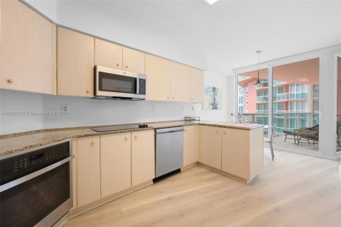 Condo in Aventura, Florida, 3 bedrooms  № 1269231 - photo 16