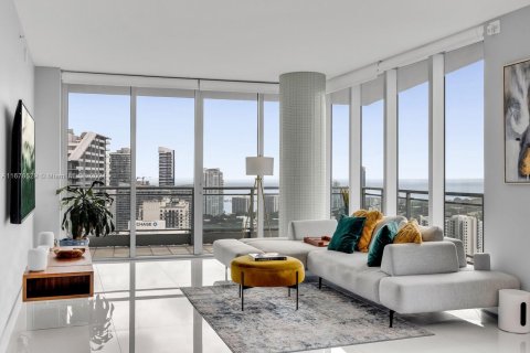 Copropriété à vendre à Miami, Floride: 2 chambres, 124.49 m2 № 1406226 - photo 1