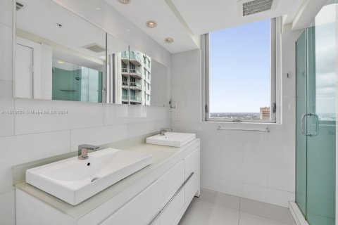 Condominio en venta en Miami, Florida, 2 dormitorios, 124.49 m2 № 1406226 - foto 20