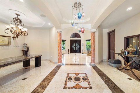 Casa en venta en Sunny Isles Beach, Florida, 6 dormitorios, 452.53 m2 № 1406140 - foto 15